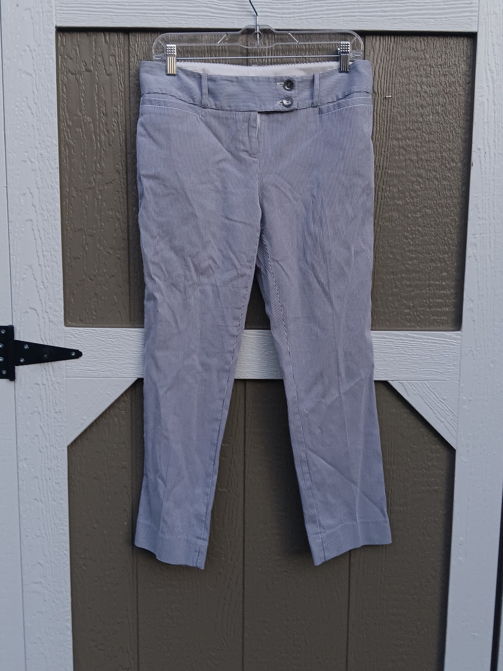The Limited Drew Fit Blue And White Seersucker Ankle Pants Size 6